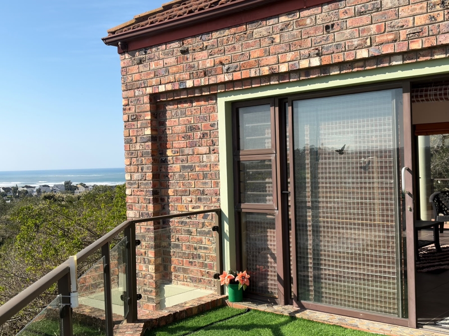 6 Bedroom Property for Sale in West Bank Eastern Cape
